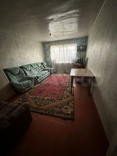 2-к. квартира, 50 м², 1/2 эт.