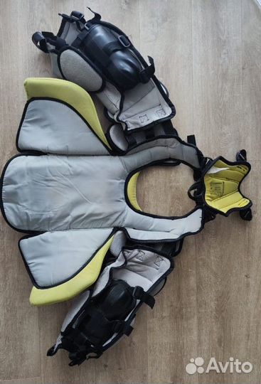 Вратарский нагрудник Warrior Ritual X3 E Junior