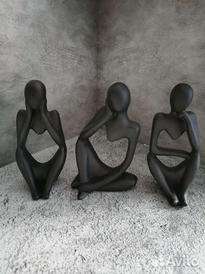 Абстрактная статуэтка из гипса