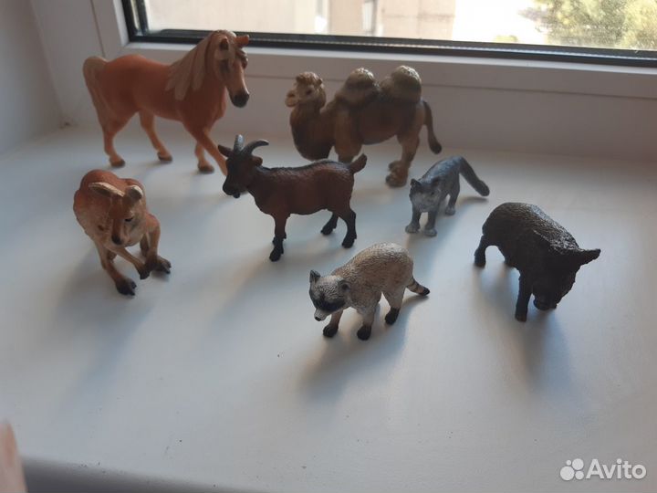 Фигурки Schleich