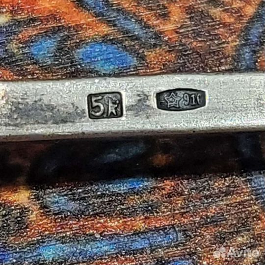 Серебрянные лопатки