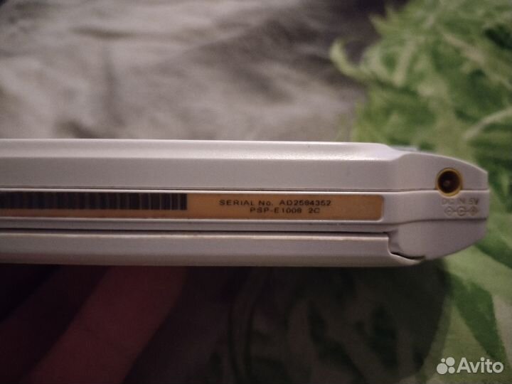 PSP E1008 белая прошитая