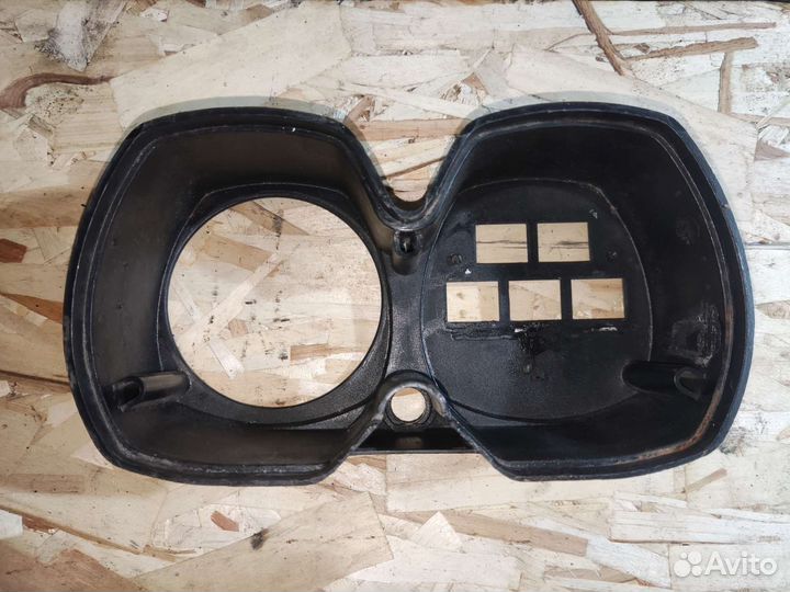 Крышка панели приборов Иж