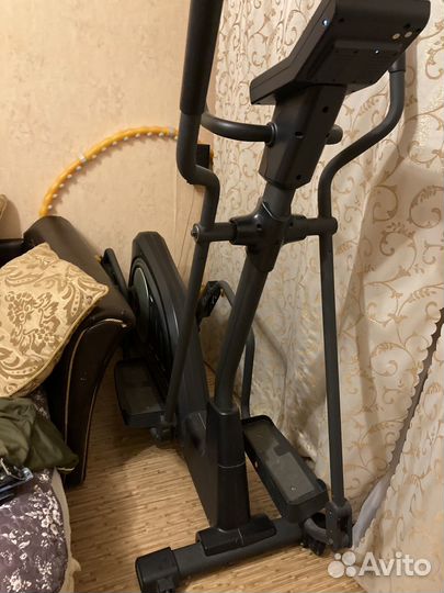 Эллиптический тренажер torneo