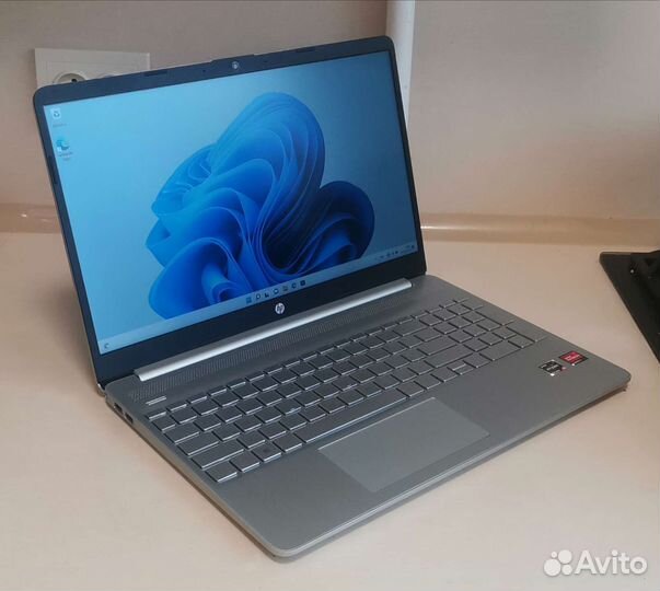 Как новый HP Laptop 15s (ryz5-5500/fhd/ips/8/256