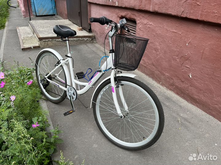 Велосипед с корзинкой