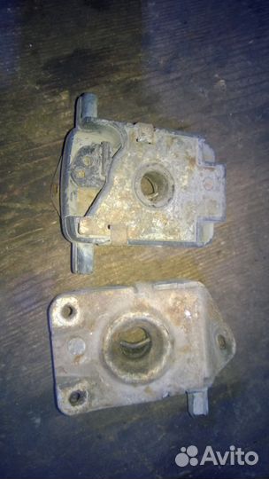 BMW E39 замок на капот правый