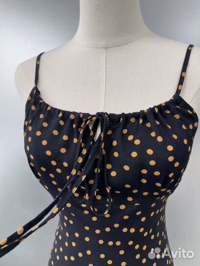 Платье миди в горошек