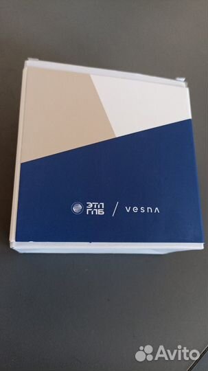 Беспроводное зарядное устройство подставка