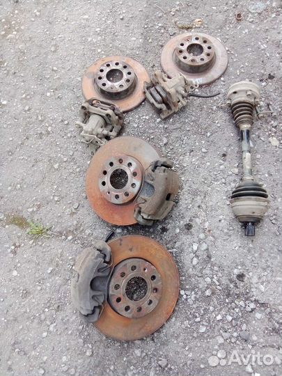 Комплект тормозов Шкода Октавия а5 1.8