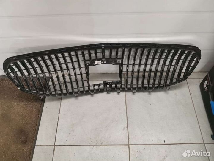 Mercedes maybach x167 Решетка радиатора