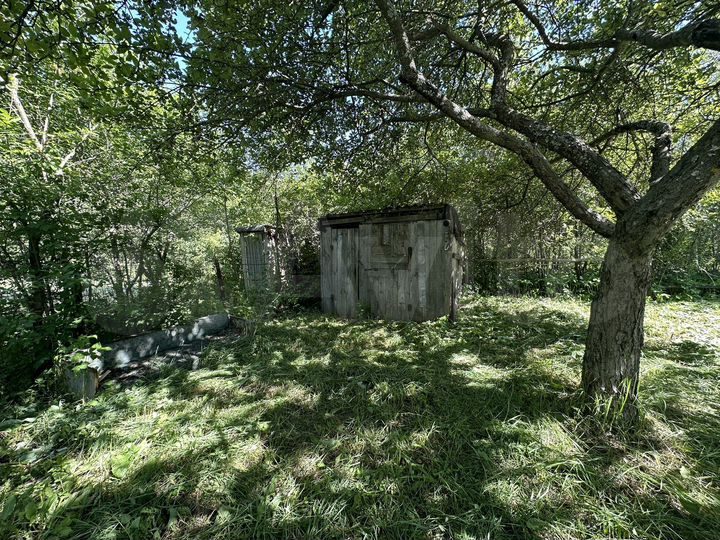 Дача 12 м² на участке 6 сот.