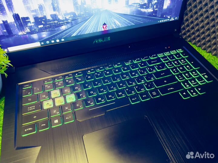 Ноутбук asus TUF 17.3 Ryzen5/8/SSD256/GTX1050