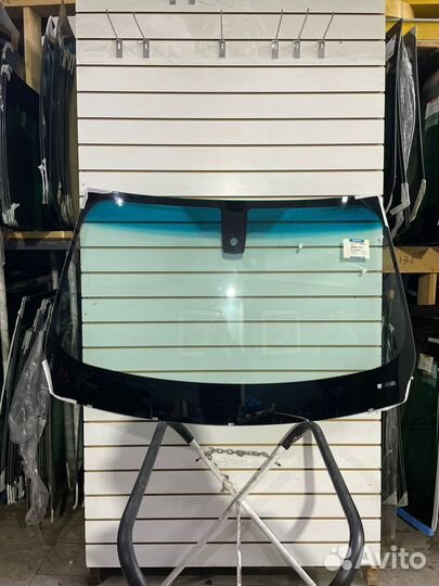 Лобовое стекло Бмв е38 е65 ф01 г11 Bmw e38 e65 f01