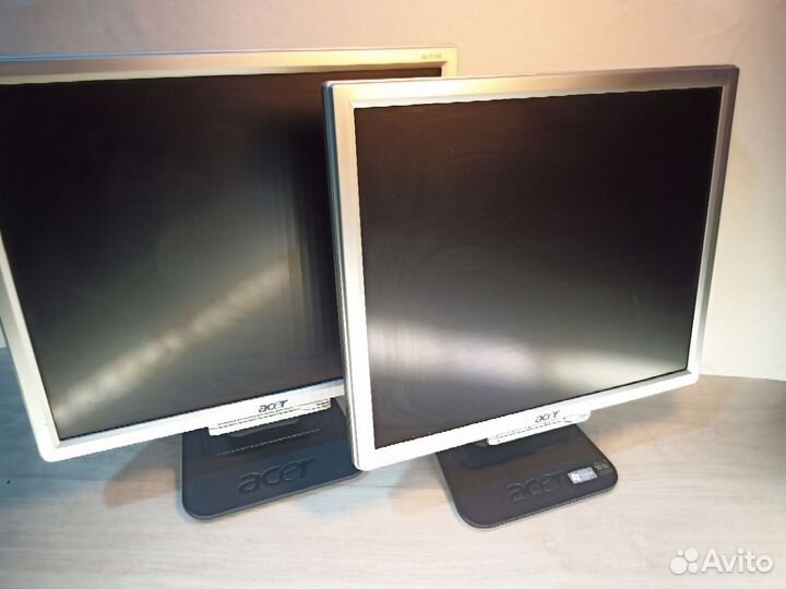 Монитор Acer AL1716