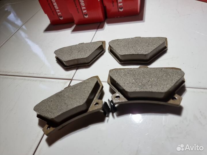 Колодки зад Toyota Vitz Corolla Celica Yaris Prius