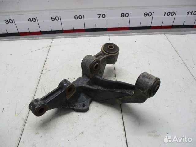 Кулак поворотный задний левый Toyota Camry XV50/XV55