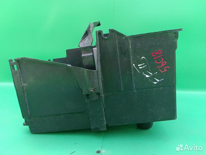 Кожух аккумулятора для Ford Focus 2 2005-2011