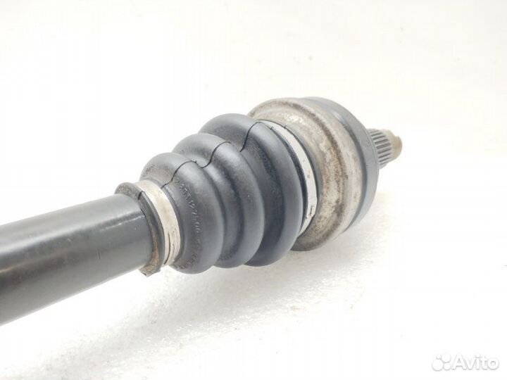 Полуось (привод) задний левый Bmw 3-Series E90