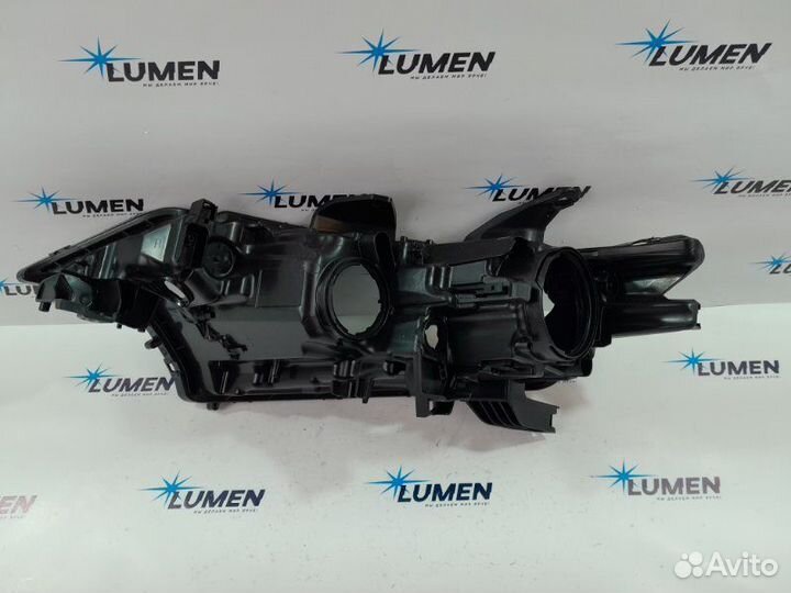 Корпус фары передний правый Mitsubishi Outlander 3