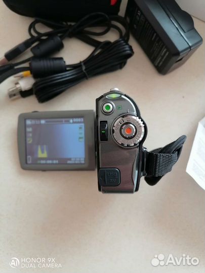 Цифровая видеокамера sony (Малайзия)