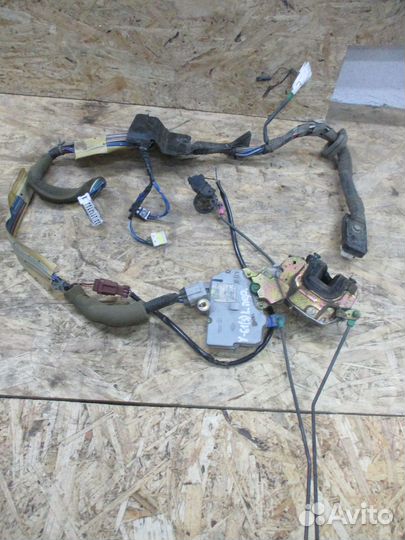 Замки дверей Ниссан Патрол Y 61