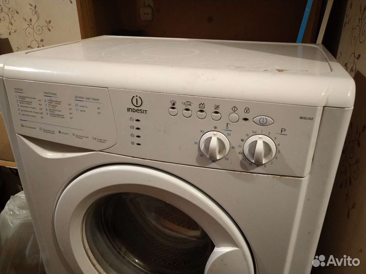 Стиральная машина Indesit wisl 102
