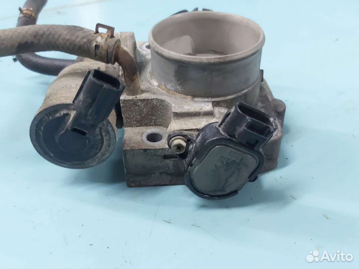 Дроссельная заслонка в сборе Mazda 323 bj