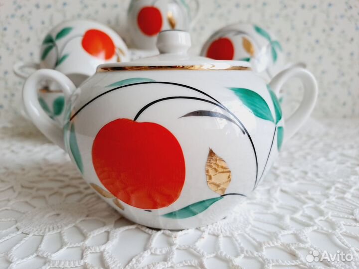 Сахарница, чашки, молочник Пролетарий, сссо