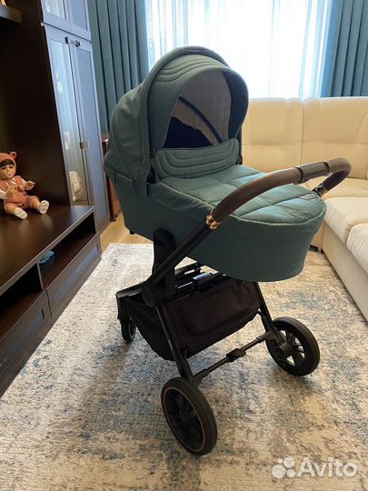 Коляска Carello Epica 2 в 1