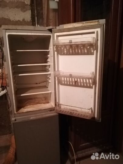 Холодильник бу samsung узкий