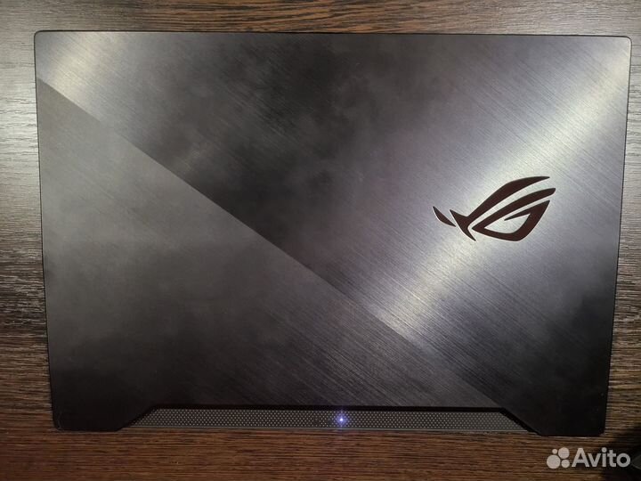 Asus ROG Zephyrus S15 - i7 - RTX2080 - 300Hz