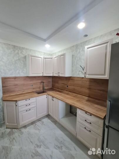 Кухонный гарнитур от фабрики кухни