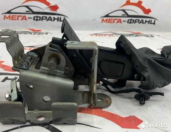 Механизм стояночного тормоза Peugeot 308 хэтчбек