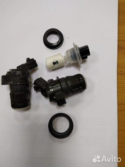 Бачок омывателя тойота ландкрузер LC200 лексус LX