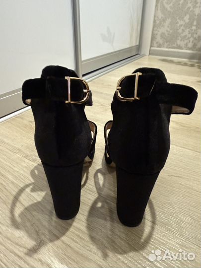 Туфли женские 39 размер