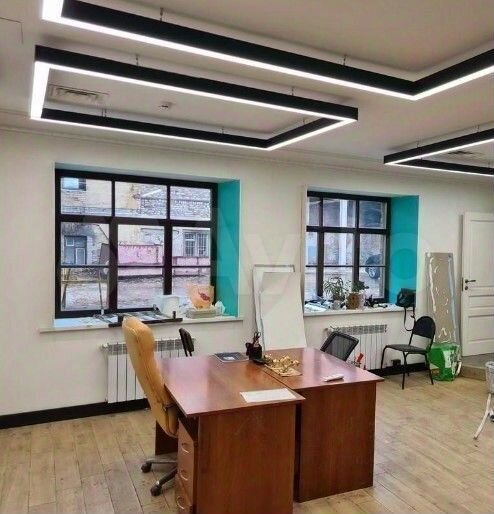 Здание, 100 м²