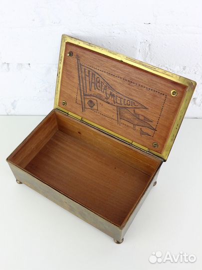 Шкатулка для сигар и папирос