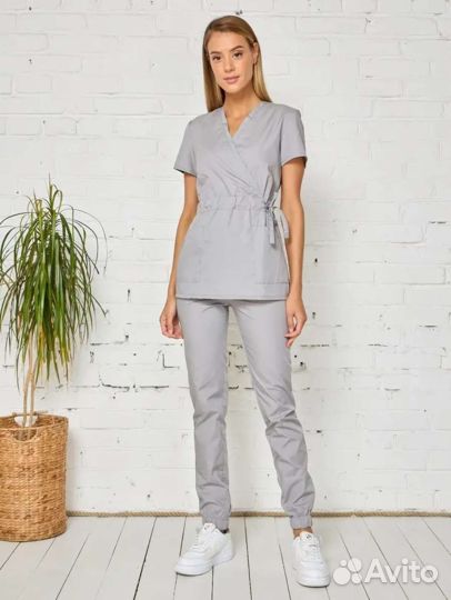 Костюм для бьюти мастера