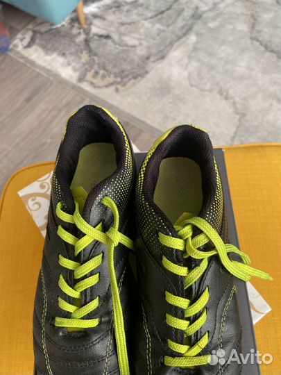 Детские футбольные бутсы 31 размер