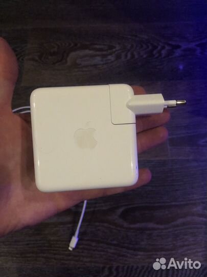 Блок питания apple 61w с USB-C