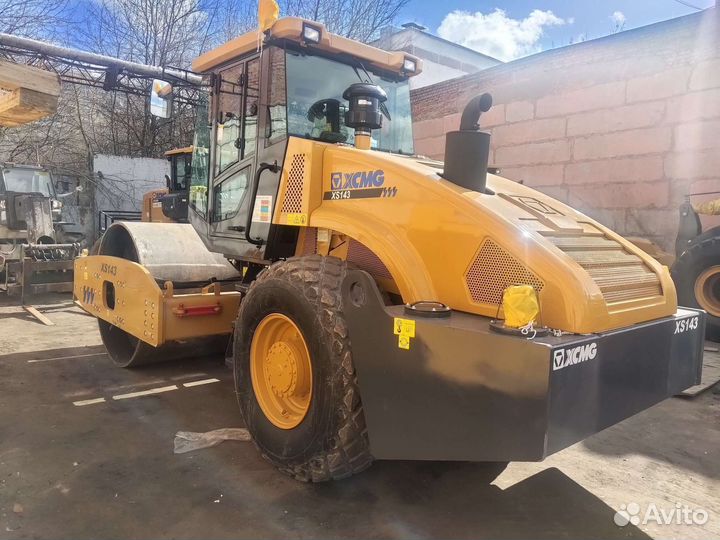 Дорожный каток XCMG XS143, 2024