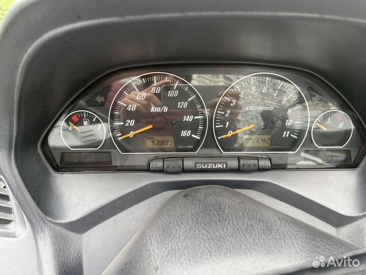 Suzuki SkyWave 400