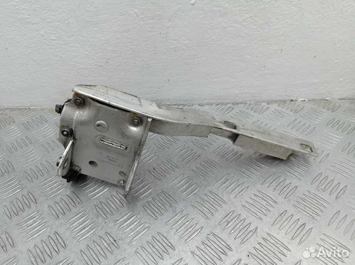 Кронштейн радиатора BMW 5-Series F10 7186513