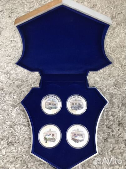 Коллекционные монеты газ