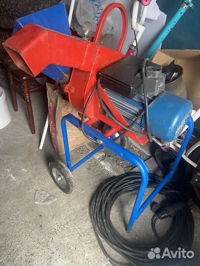 Продам щепорез измельчитель веток