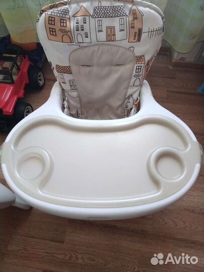 Стул для кормления