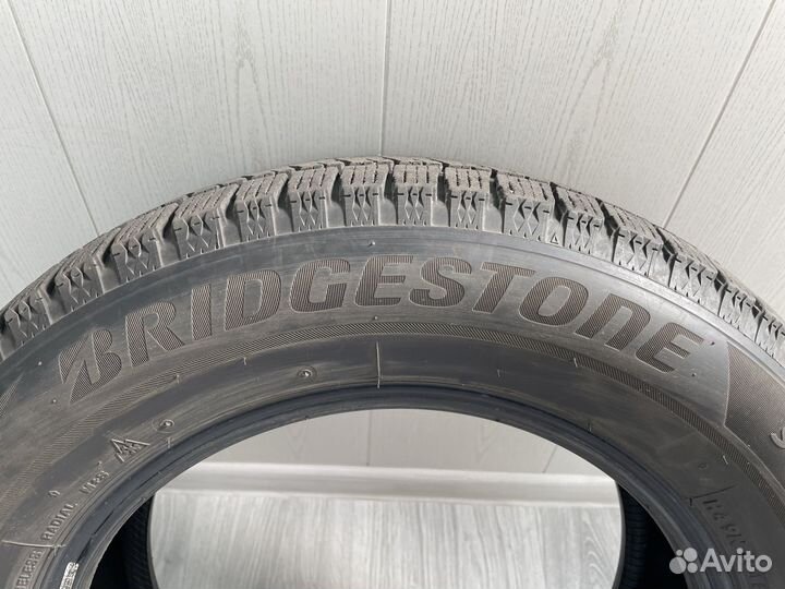 Bridgestone Blizzak VRX2 195/65 R15