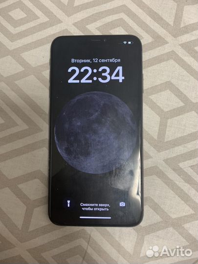 Телефон iPhone xs max