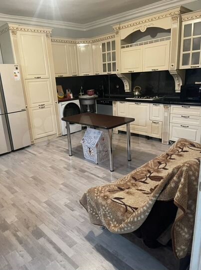 Дом 200 м² на участке 4,5 сот.